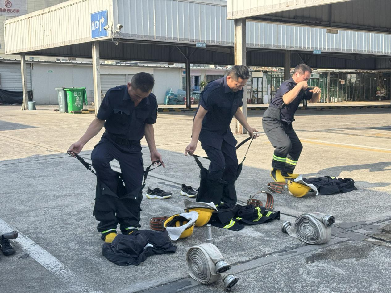 筑牢“防火墻”，錢(qián)江商城積極備戰(zhàn)消防運(yùn)動(dòng)會(huì)