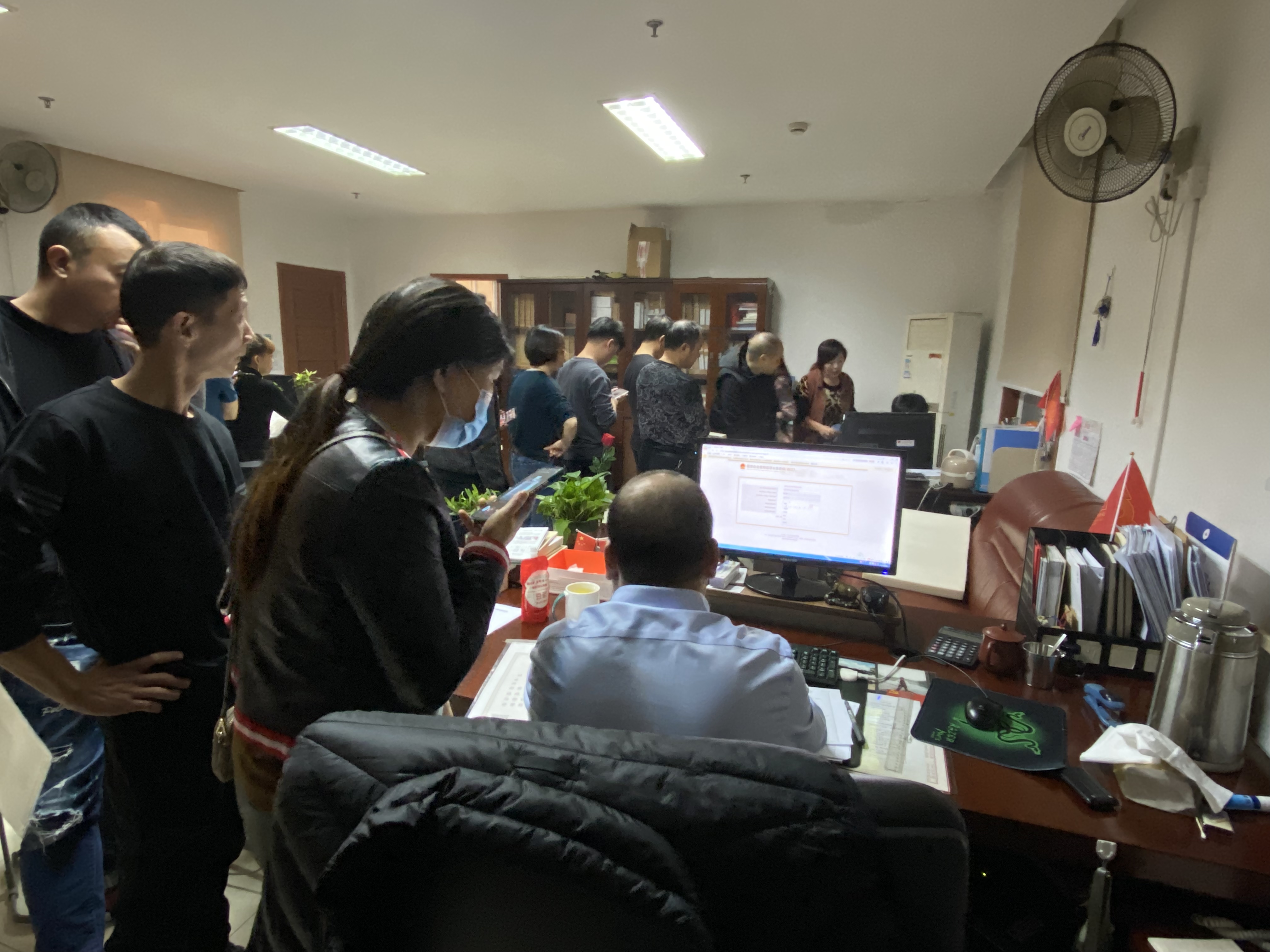 企業(yè)辦事零跑腿！快來(lái)綁定“浙江企業(yè)在線”