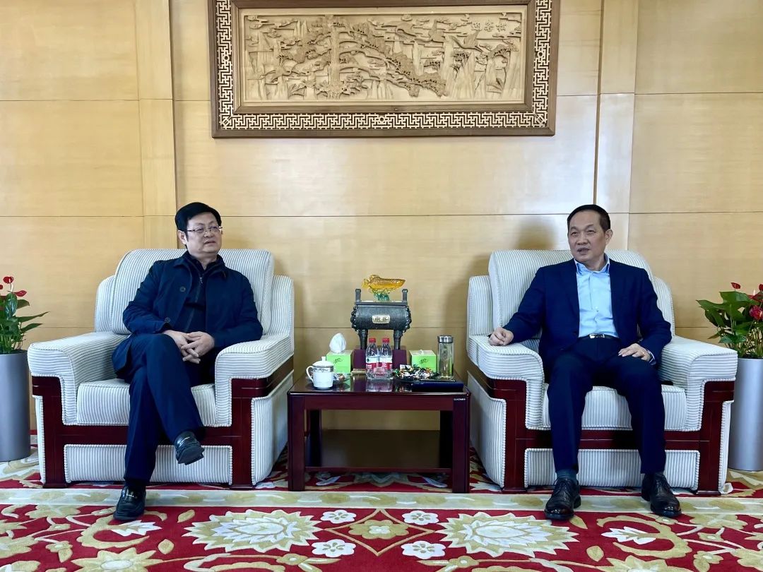 拱墅區(qū)政協(xié)黨組書(shū)記、主席周志輝蒞臨集團(tuán)