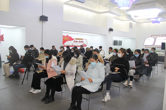 新形勢(shì)、新篇章、新方向 ——建華文創(chuàng)集團(tuán)召開(kāi)2021總結(jié)表彰大會(huì)