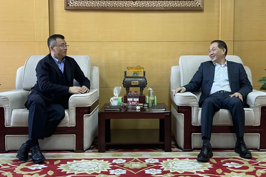 拱墅區(qū)副區(qū)長，公安分局黨委書記、局長徐曉東一行蒞臨集團(tuán)指導(dǎo)