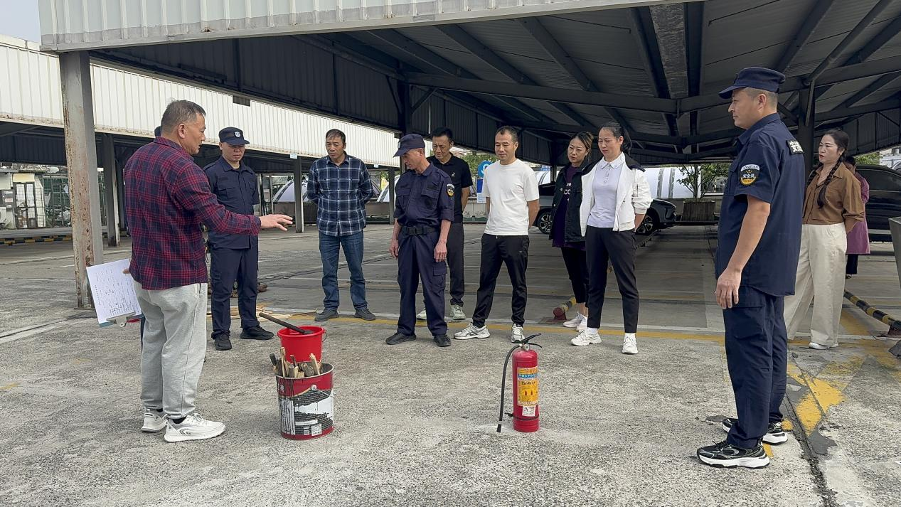 厲兵秣馬 全力以赴 錢江商城備戰(zhàn)消防運(yùn)動(dòng)會(huì)