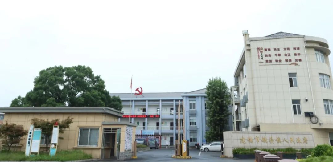 愛心幫扶 落到實(shí)處