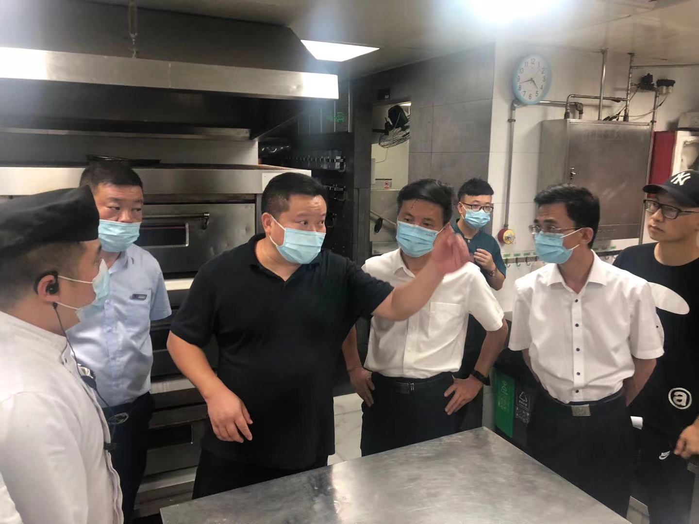 市城市運(yùn)行專委會(huì)蒞臨水晶城開展節(jié)前安全檢查