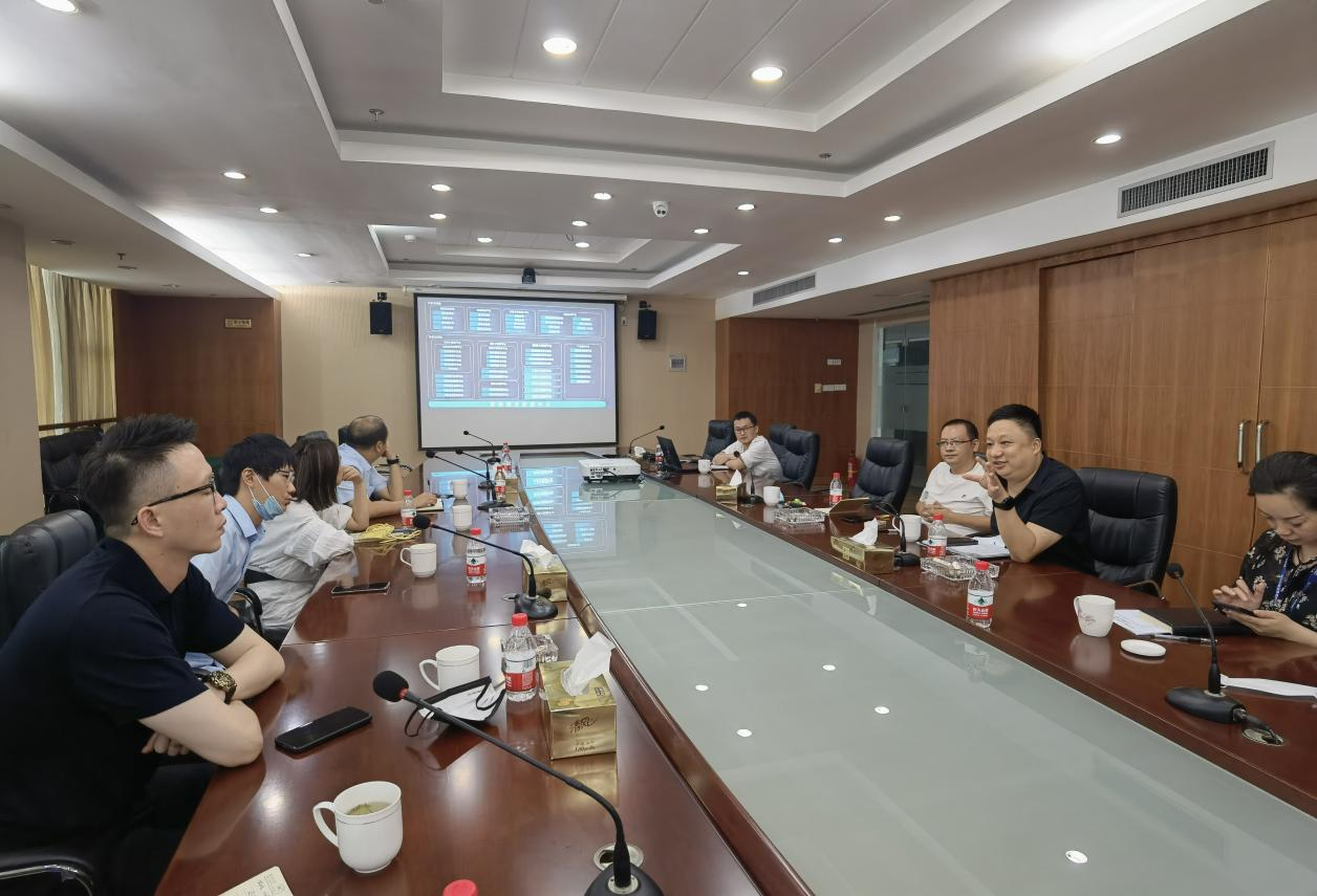 學(xué)先進(jìn)、趕先進(jìn)！錢江商城赴海寧中國皮革城考察學(xué)習(xí)智能化改造數(shù)字化轉(zhuǎn)型