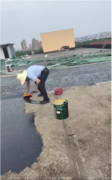 屋頂防水工程啟動，保障商戶經(jīng)營無憂