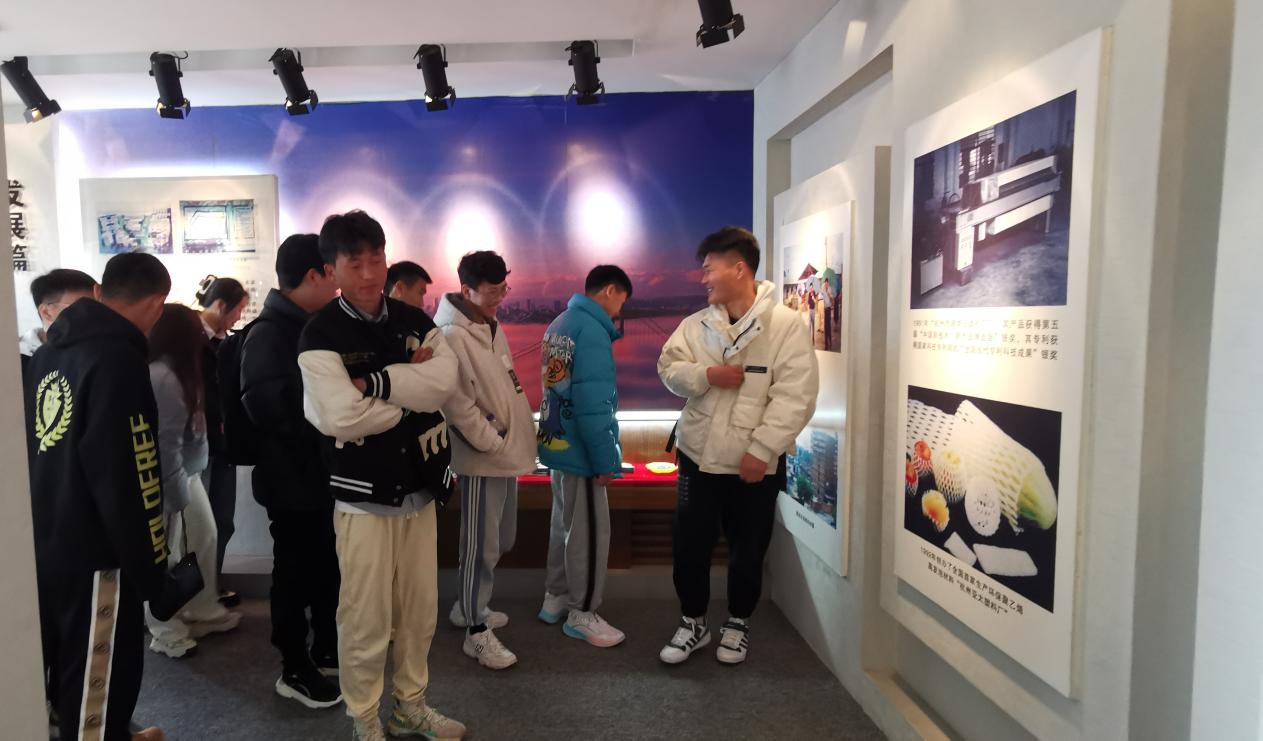 圖片2.png 圖片2.png